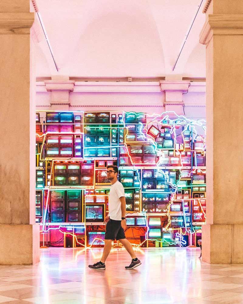@discoverwithblake - Electronic Superhighway at the Smithsonian American Art Museum - Free museum in Washington, DC